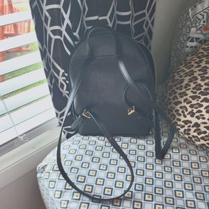 MICHAEL KORS BACKPACK PURSE & MATCHING WALLET